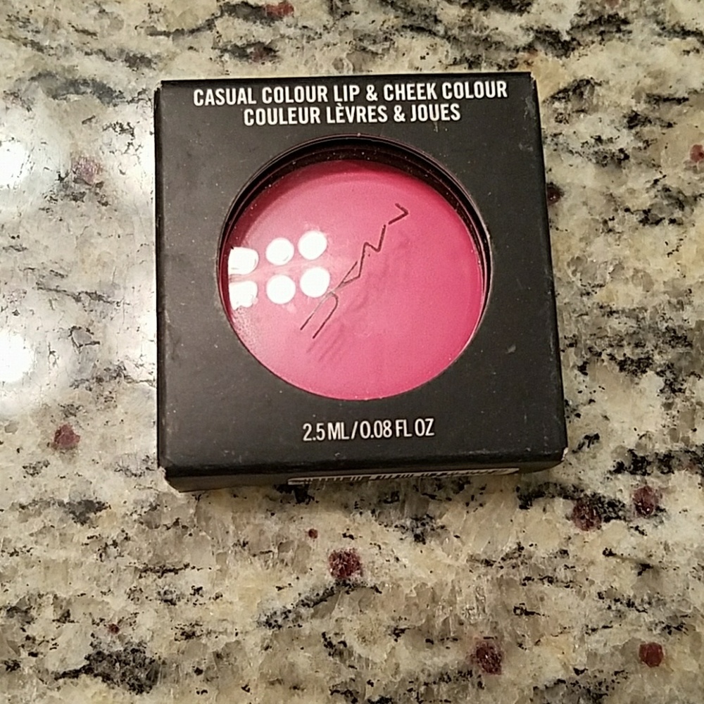 Mac blush